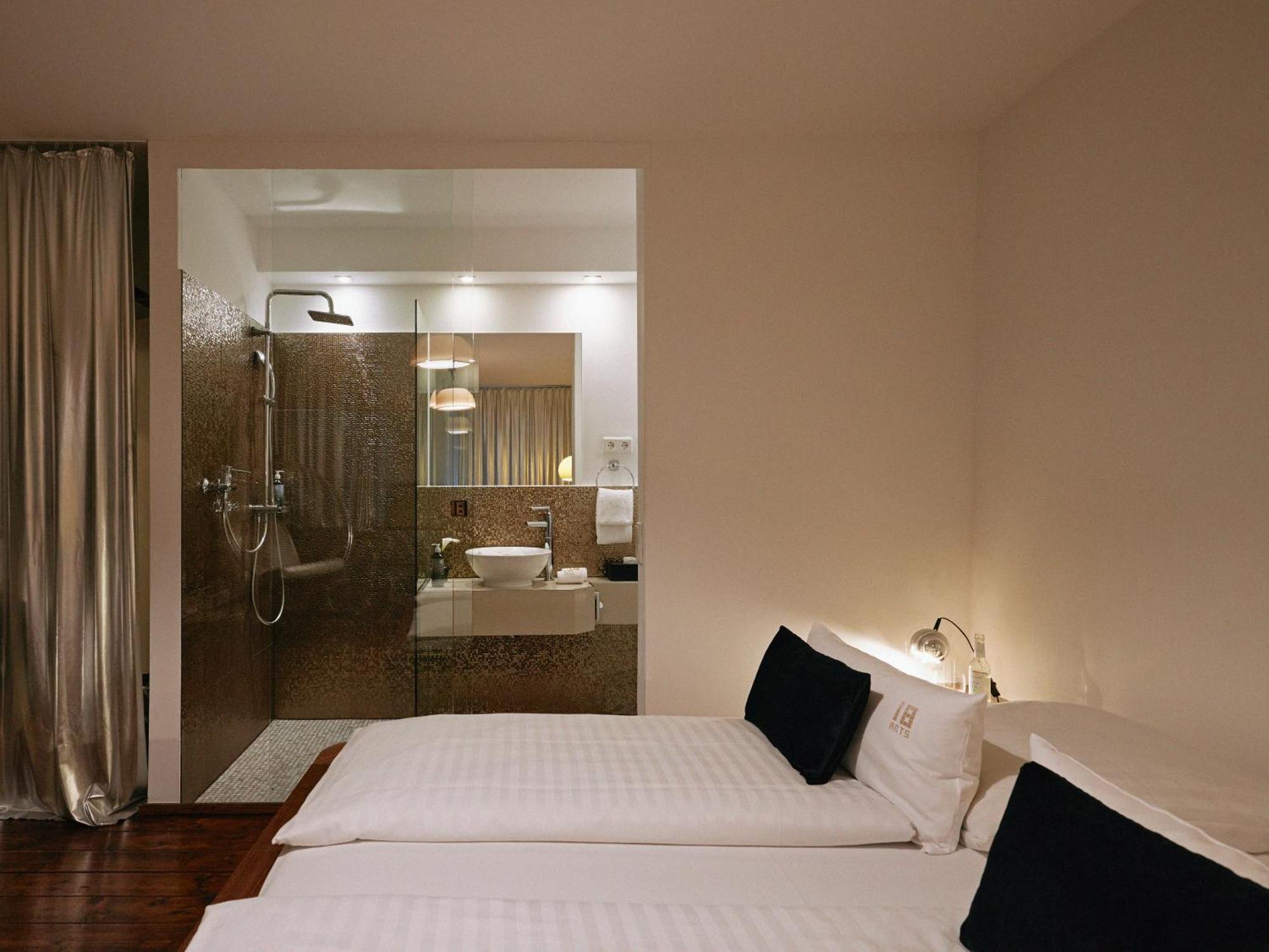 קלן 18Arts Hotel - Living In A Gallery! מראה חיצוני תמונה